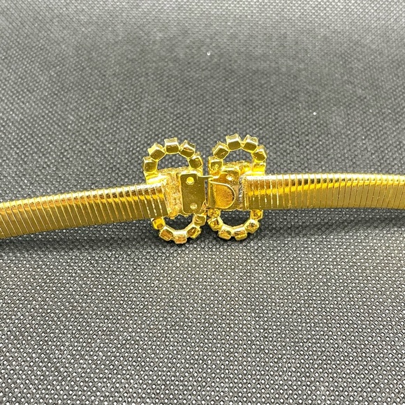 Women’s Gold Tone Metal Skinny High Waist Elastic Belt W/ Rhinestone Oval Buckle - Picture 3 of 3